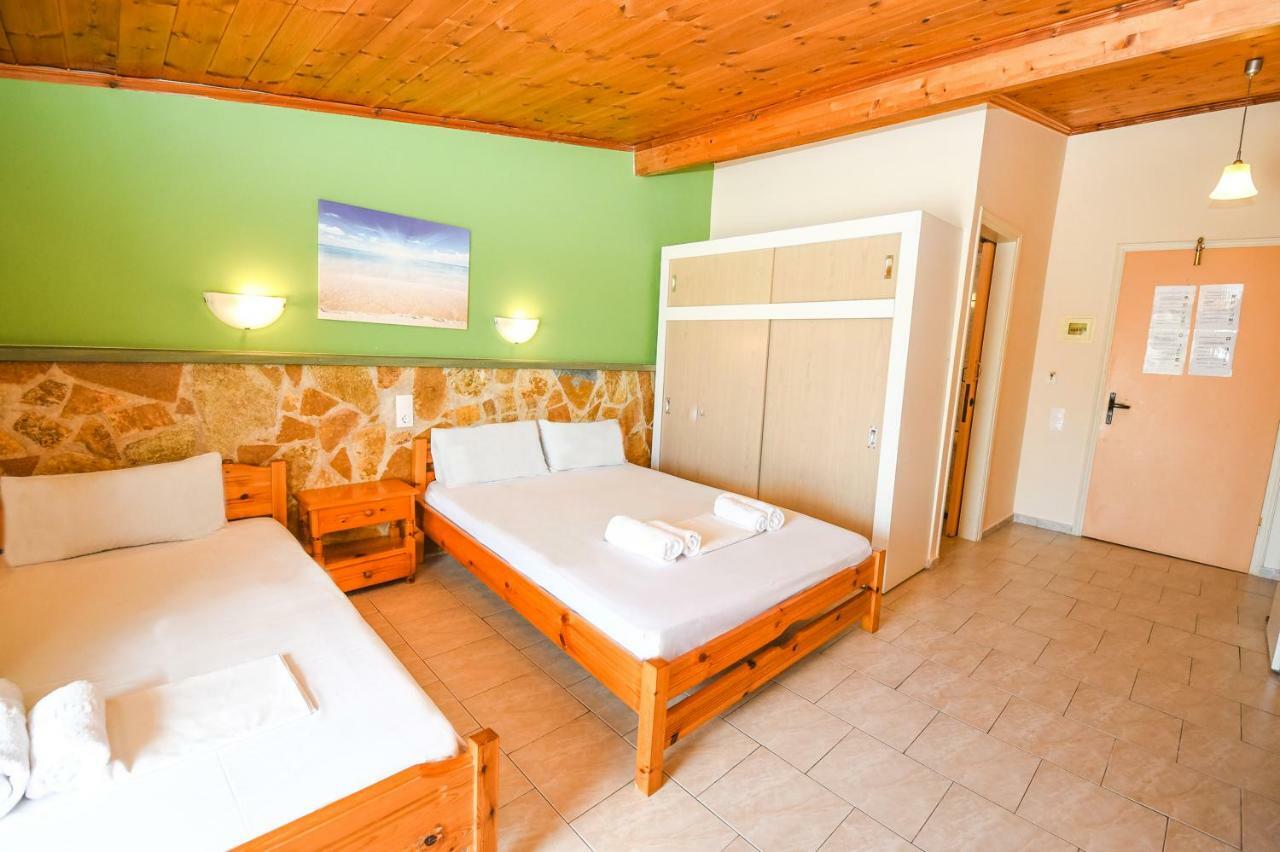 Vanessa Hotel Kalamákion Værelse billede